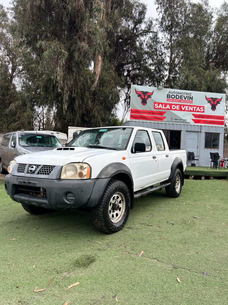 NISSAN D22 TERRANO DIESEL 4X4 2013